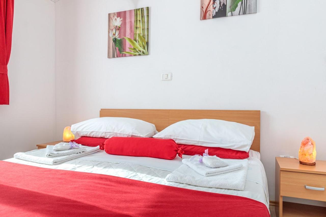 Apartments Sveti Leonard Oprtalj المظهر الخارجي الصورة