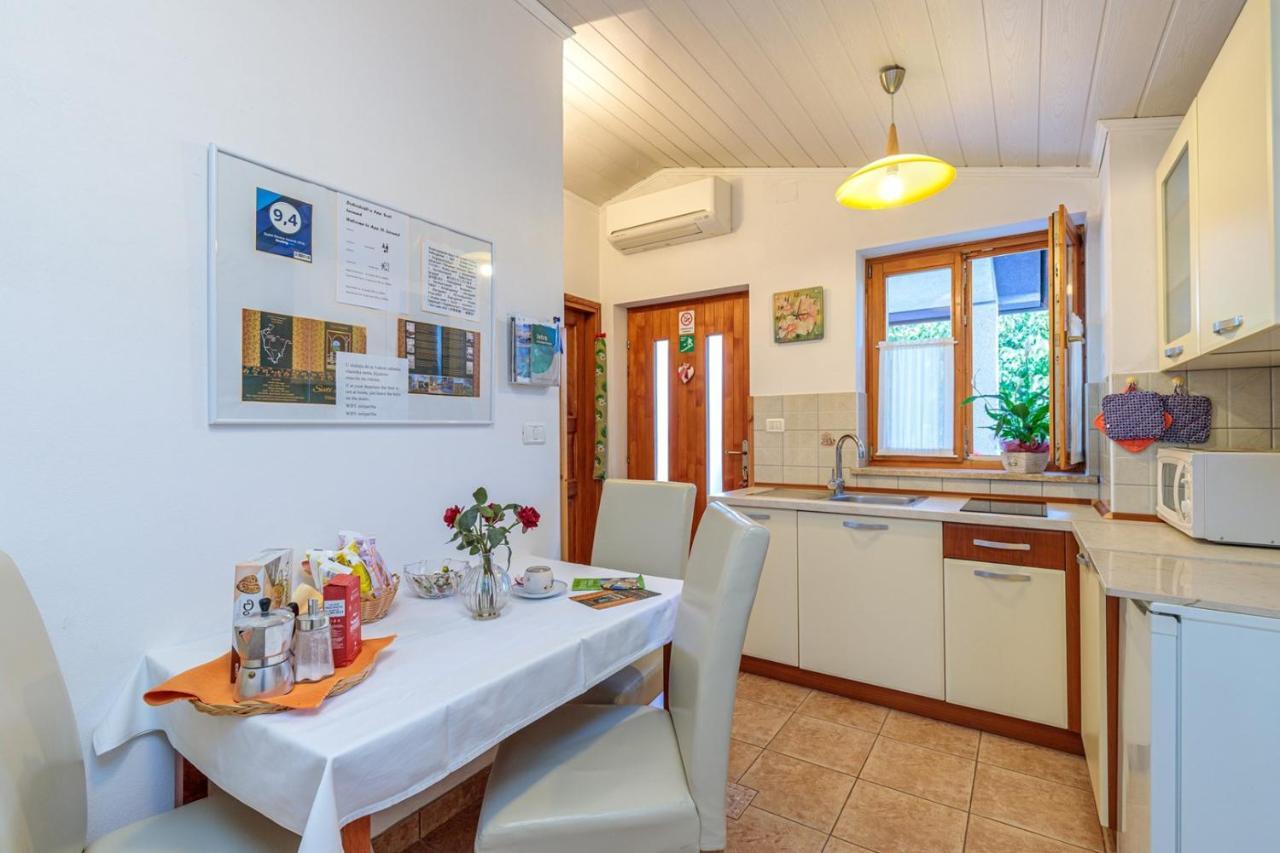Apartments Sveti Leonard Oprtalj المظهر الخارجي الصورة