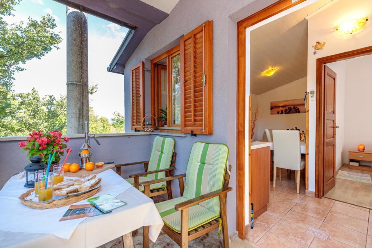 Apartments Sveti Leonard Oprtalj المظهر الخارجي الصورة